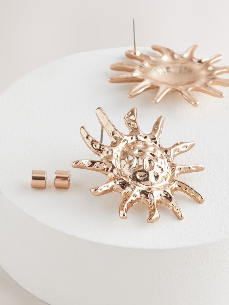 Gold Tone Sun Stud Earrings - Image 5 of 5 Gold Tone Sun Stud Earrings - Image 5 of 5
