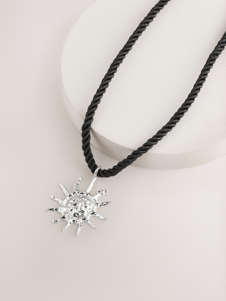 Tonalité argentée - Collier Sun Velours côtelé - Image 3 of 5