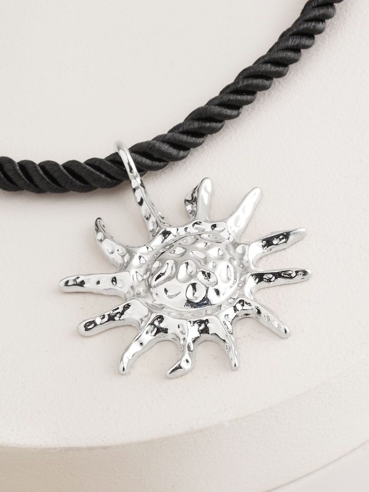 Tonalité argentée - Collier Sun Velours côtelé - Image 4 of 5