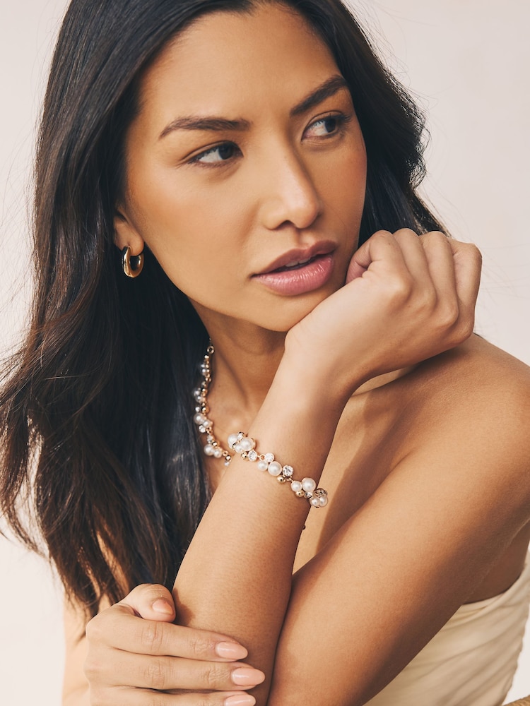 Gold Tone Sparkle Pearl Effect Pully Bracelet - Image 2 of 5