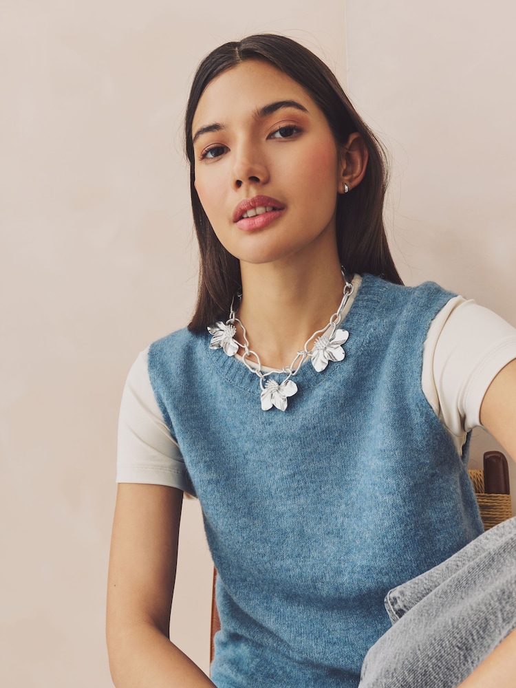 Silver Coloured Flower Statement Necklace - Image 2 of 5