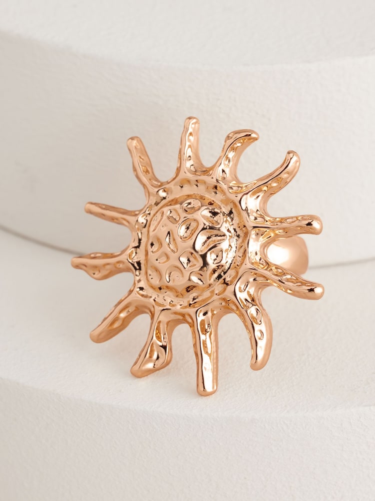 Gold Tone Sun Ring - Image 3 of 4