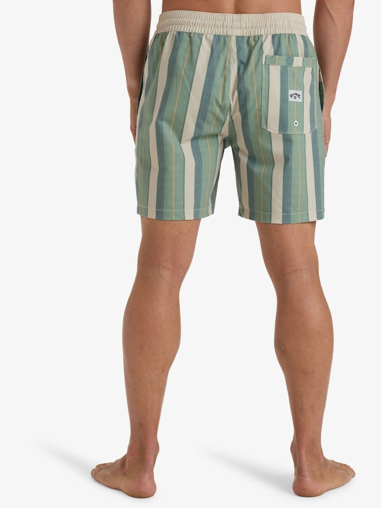 شورتات السباحة بشعار مخطط أخضر من Billabong Sundays - صورة 2 من 6