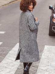 Sosandar Black Petite Herringbone Wool Mix Longline Coat - Image 4 of 5