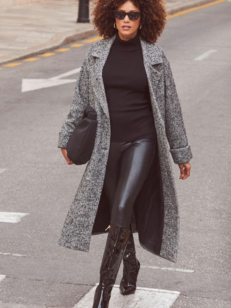 Sosandar Black Leather Look Seam Detail Premium Leggings - Image 5 of 5