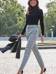 Sosandar Roll Neck Jumper With Gold Button Detail - صورة 5 من 5