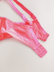 Rosa - Premium Embroidery Bra - Imagen 10 de 10