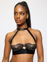 Ann Summers Black Impulsive Scalloped Lace Crotchless Set - Image 3 of 4