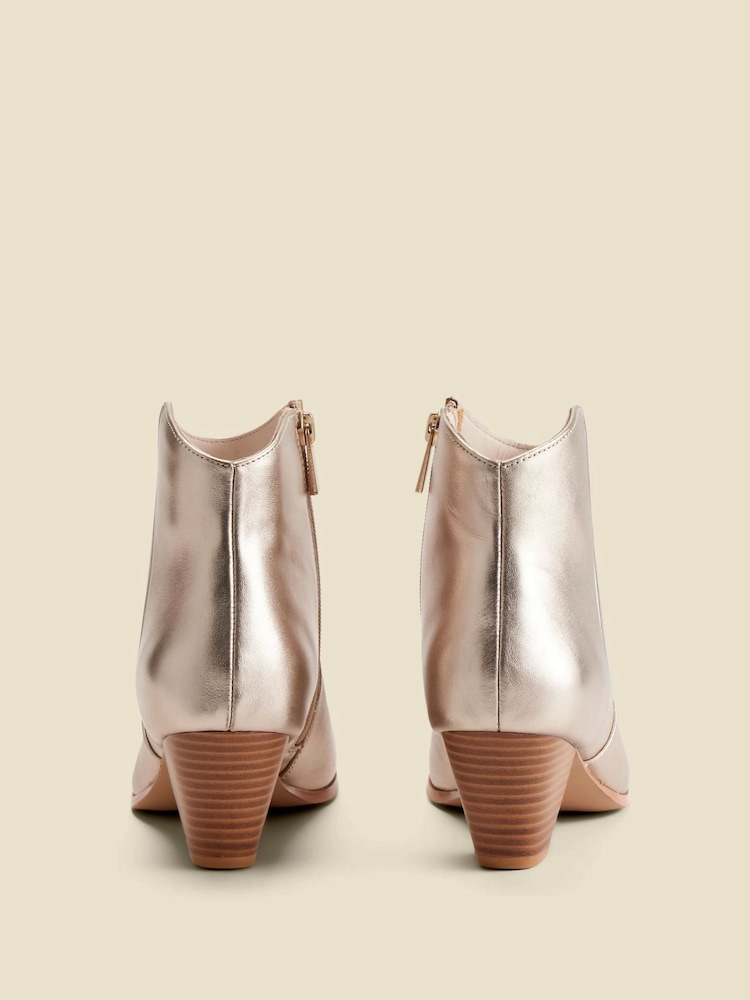 Sosandar Gold Leather Western Stack Heel Boots - Image 3 of 4