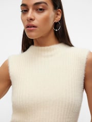 VERO MODA Cream Fluffy Eyelash Knitted Sleeveless Jumper - Image 4 of 4