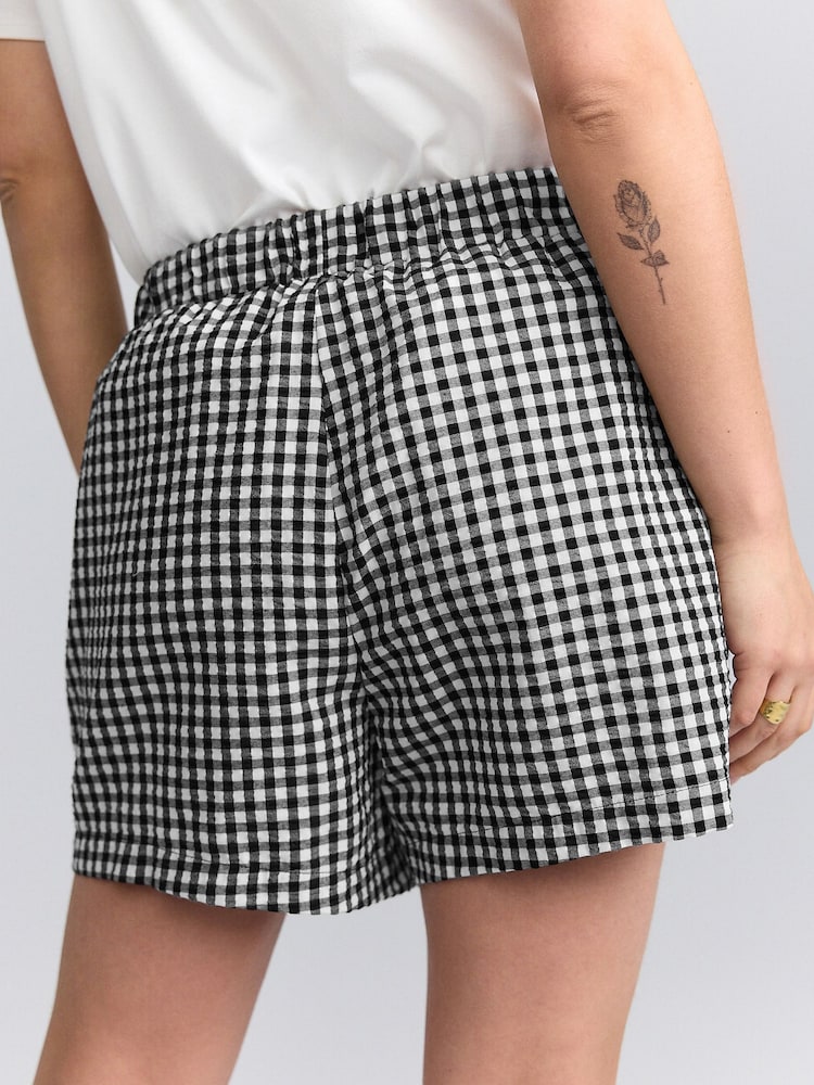 Gingham Maternity Pull On Shorts - Image 4 of 9