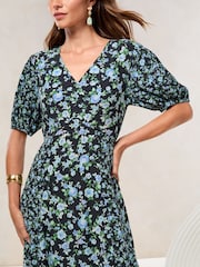 Lipsy Floral Mixed Print Short Sleeve Viscose Midi Dress - Imagen 3 de 4