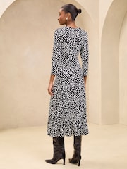 Lipsy Black/White Spot V-Neck Twist Underbust Jersey Midi Dress - Image 4 of 4