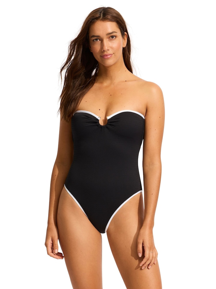 أسود - بدلة سباحة بتصميم قطعة واحدة باندو بحلقة من الأمام من Seafolly - صورة 1 من 5 أسود - بدلة سباحة بتصميم قطعة واحدة باندو بحلقة من الأمام من Seafolly - صورة 1 من 5
