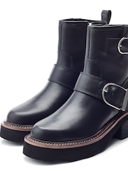 Moda in Pelle Barbel Buckle Detail Chunky Leather Biker Black Boots - Image 2 of 4