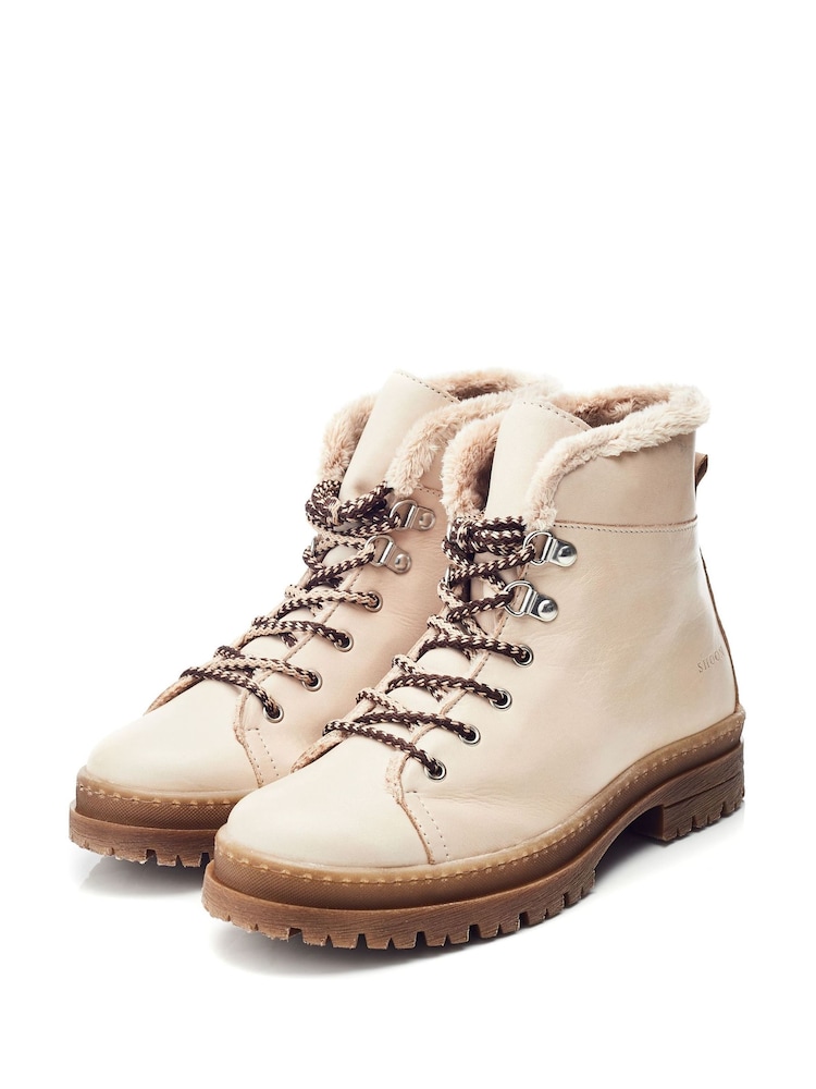 Moda in Pelle Onella Lace-Up Stitch Detail Leather Boots - Image 2 of 4