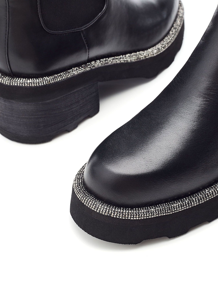 Moda in Pelle Blanda Glitz Rand Chunky Leather Chelsea Black Boots - Image 4 of 4