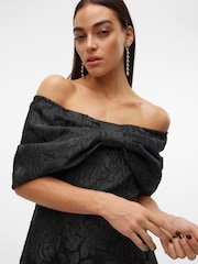 VERO MODA Jacquard Bow Front Bardot Party Mini Dress - Изображение 5 из 5