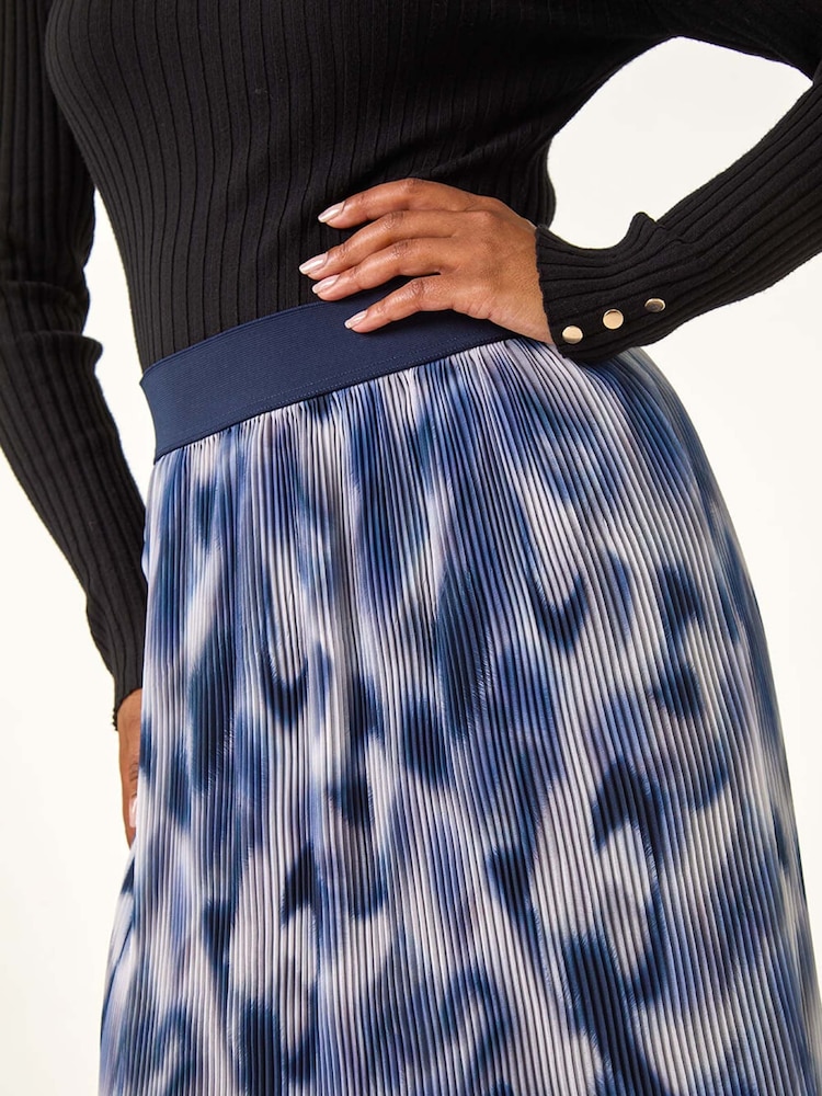 Roman Grey Petite Abstract Crystal Pleated Skirt - Image 6 of 6