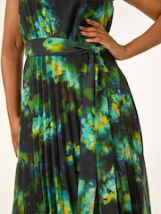 Roman Green Petite Floral Print Pleated Midi Dress - Image 6 of 6