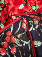 Joe Browns Blue Reversible Christmas Mistletoe 200TC Cotton Sateen Duvet Cover and Pillowcase Set - Image 7 of 7