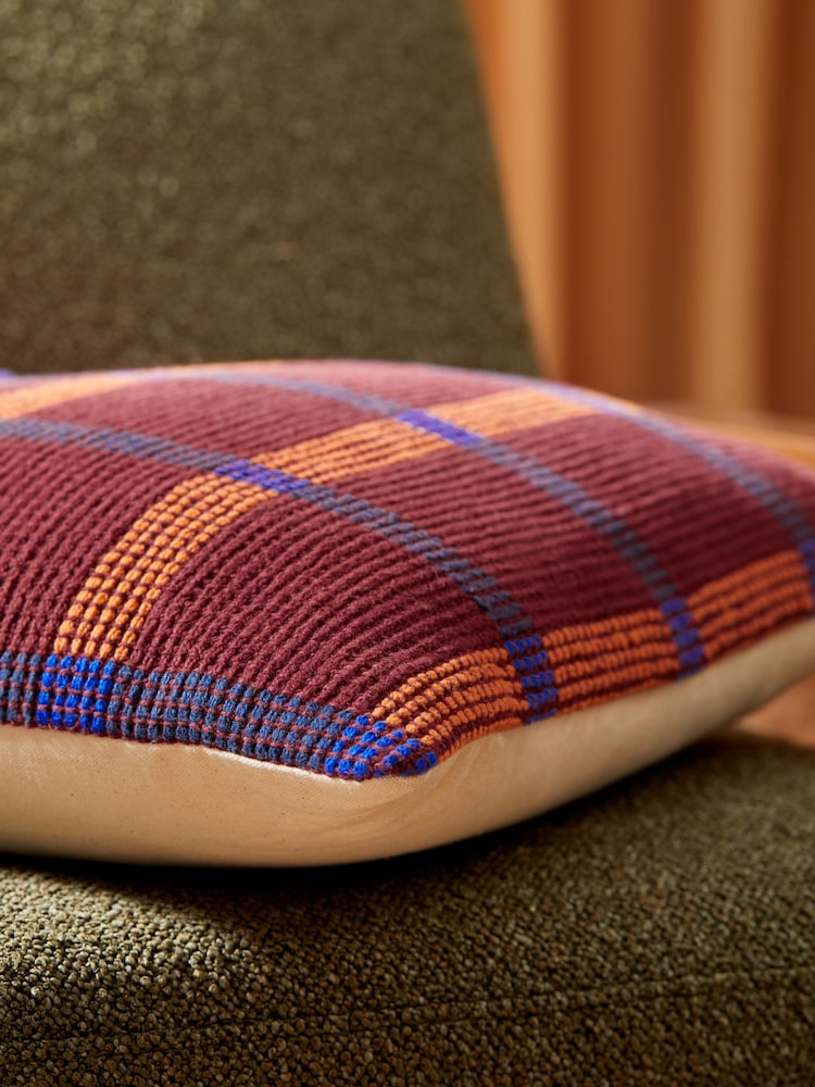 MADE.COM Textured Woven Cale Cotton Geo Cushion - Image 2 of 6