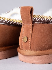 Lakeland Leather Brown Ladies Sheepskin Embroidered Clog Slippers - Image 5 of 5
