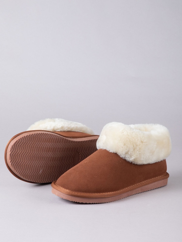 Lakeland Leather Brown Ladies Sheepskin Cuff Low Bootie Slippers - Image 3 of 3