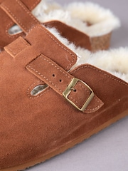 Lakeland Leather Brown Unisex Sheepskin Clog Slippers - Image 5 of 6