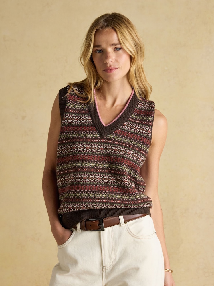 بني - Joules Islay V Neck Fairisle Cotton Rich Vest - صورة 1 من 9