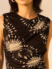 Black/White Print Sleeveless Ruched Mesh Top - Image 5 of 5