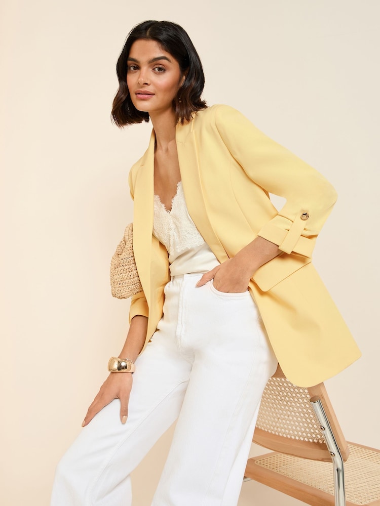 Amarillo mantequilla - Americana sartorial con detalle en las mangas Edge to Edge de Friends Like These - Imagen 1 de 4 Amarillo mantequilla - Americana sartorial con detalle en las mangas Edge to Edge de Friends Like These - Imagen 1 de 4