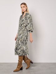 Apricot Green Snakeskin Open Collar Shirt Dress - Image 2 of 5