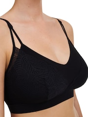 Chantelle Soft Stretch Lace Padded Bralette - Image 3 of 4