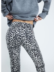 River Island Высокий леопардовый принт Bootcut Jeans - Изображение 3 из 4