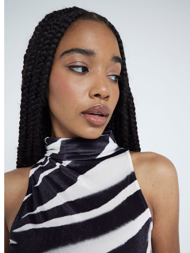 River Island Black Zebra Print Velvet Ruched Midi Dress - Image 2 of 5 River Island Black Zebra Print Velvet Ruched Midi Dress - Image 2 of 5
