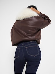 River Island мініатюрні джинси High Rise Pocket Front Flared - Image 3 of 6