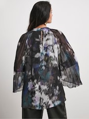 Joanna Hope Schlüsselloch-Faltenbluse in Schwarz - Bild 2 von 4