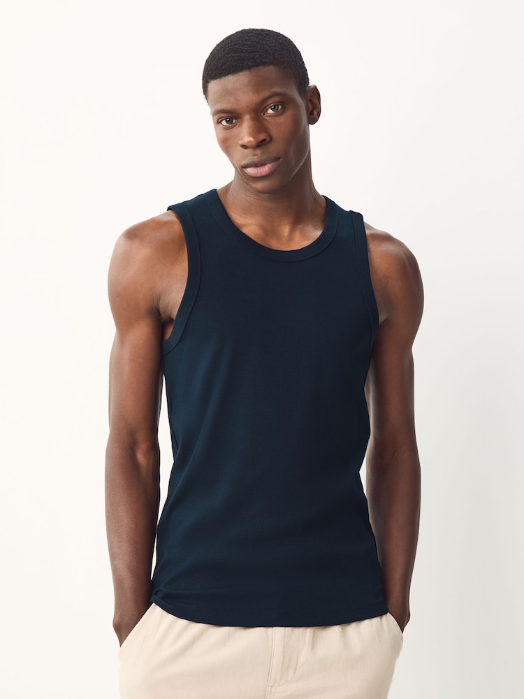 Black/White/Neutral/Navy - Pack de 4 unidades de corte slim - Camiseta sin mangas de canalé - Imagen 2 de 11 Black/White/Neutral/Navy - Pack de 4 unidades de corte slim - Camiseta sin mangas de canalé - Imagen 2 de 11