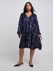 Simply Be Black Jacquard Smock Dress - Image 2 of 4
