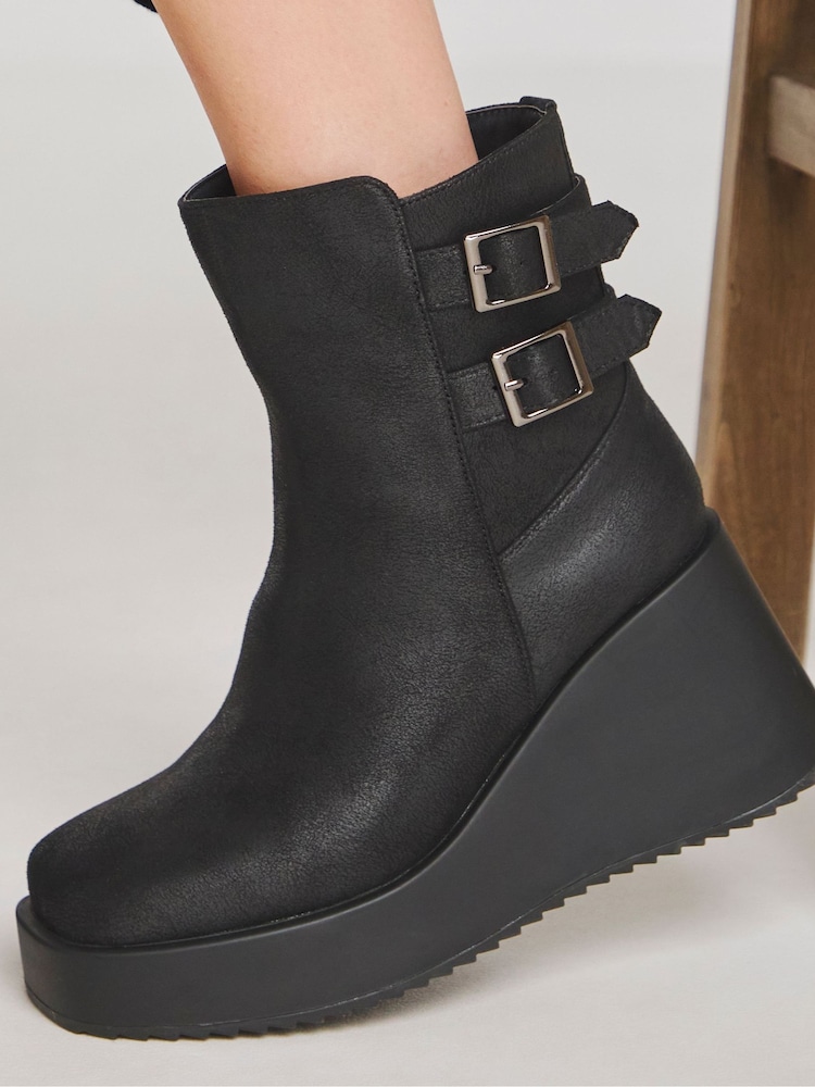 Simply Be Black Ankle Wedge Boots In Extra Wide Fit - Image 4 of 4