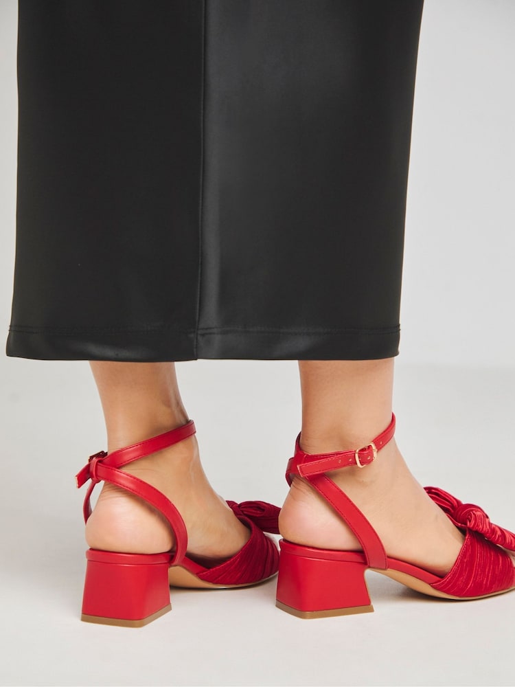 Simply Be Red Wide Fit Plisse Bow Low Occasion Heels In Wide Fit - Image 2 of 4