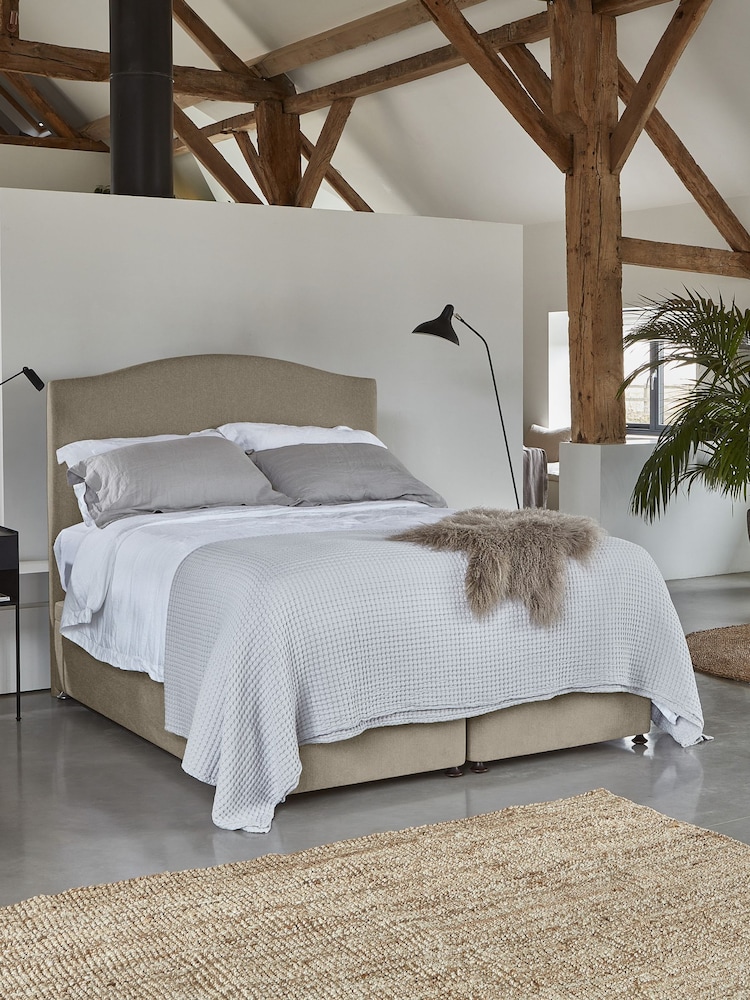 Darlings Of Chelsea Boulder Brown Avebury Upholstered Bed - Image 2 of 4