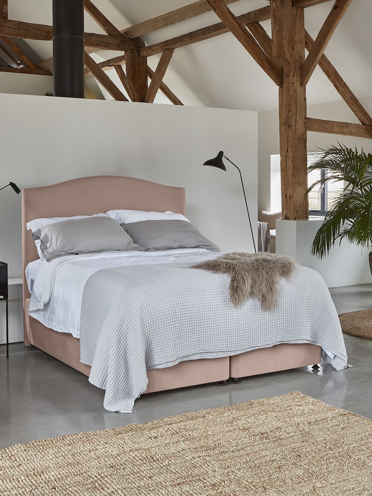 Darlings Of Chelsea Petal Pink Avebury Upholstered Bed - Image 2 of 4