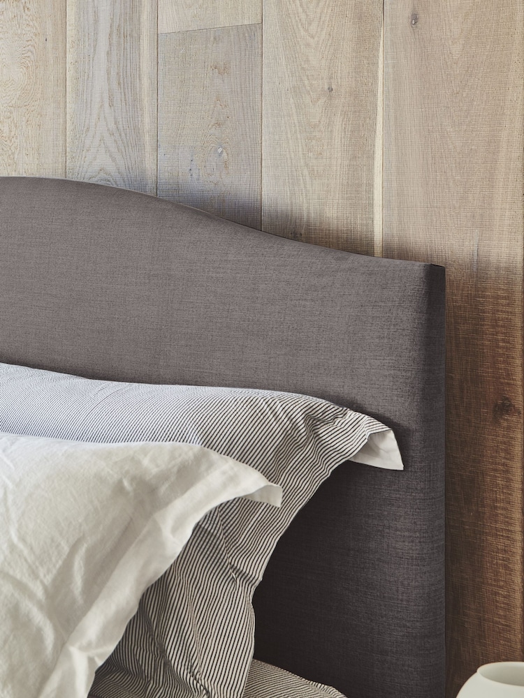Darlings Of Chelsea Manor House Grey Avebury Low Upholstered Bed - Image 2 of 4