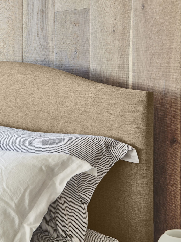 Darlings Of Chelsea Paintbrush Natural Avebury Low Upholstered Bed - Image 2 of 4