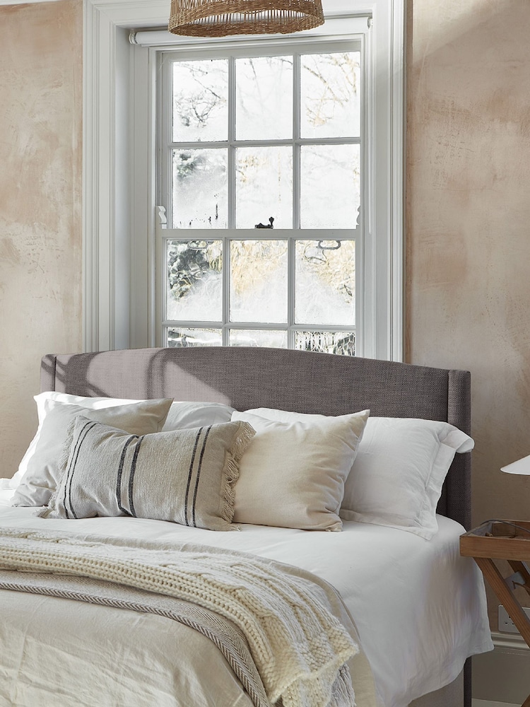 Darlings Of Chelsea Manor House Grey Buckleberry Upholstered Bed - Image 1 of 5
