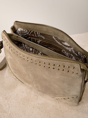 Pastelgeel - Leren crossbodytas met studs - Image 10 of 10