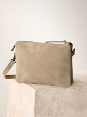 Pastelgeel - Leren crossbodytas met studs - Image 7 of 10