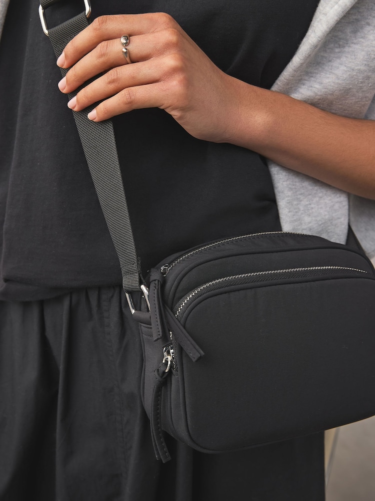 Negro - Bolso - Imagen 2 de 7 Negro - Bolso - Imagen 2 de 7